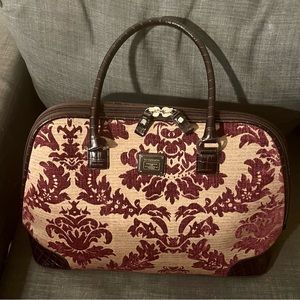 NWOT Liz Claiborne tapestry carry on overnight bag.